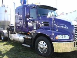 commercial truck washing